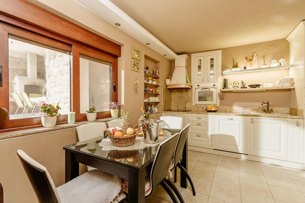 קוטור Villa Luxury Stone On The Sea With Private Pool And View מראה חיצוני תמונה